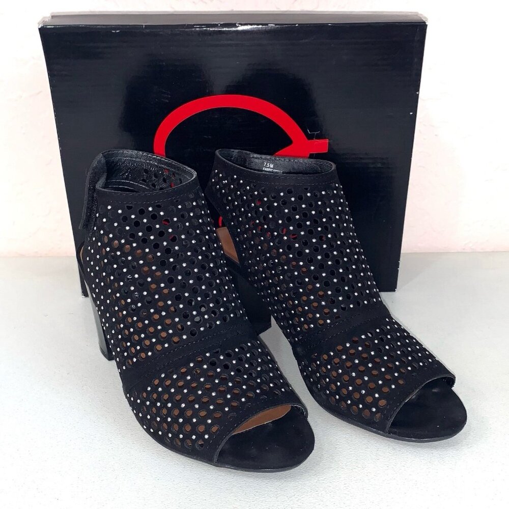 David Aaron Dezaray Shoes Womens 7.5 Black Faux Suede Perforated Block Heel